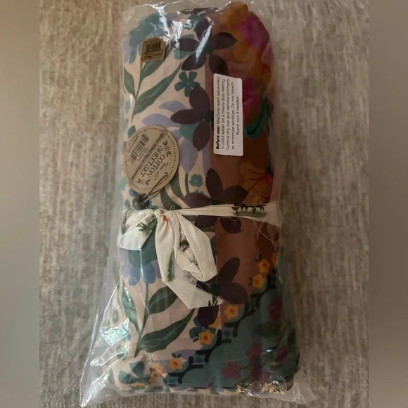 NWT Folk Flower Patchwork Sheet Set - Picture 5 of 6